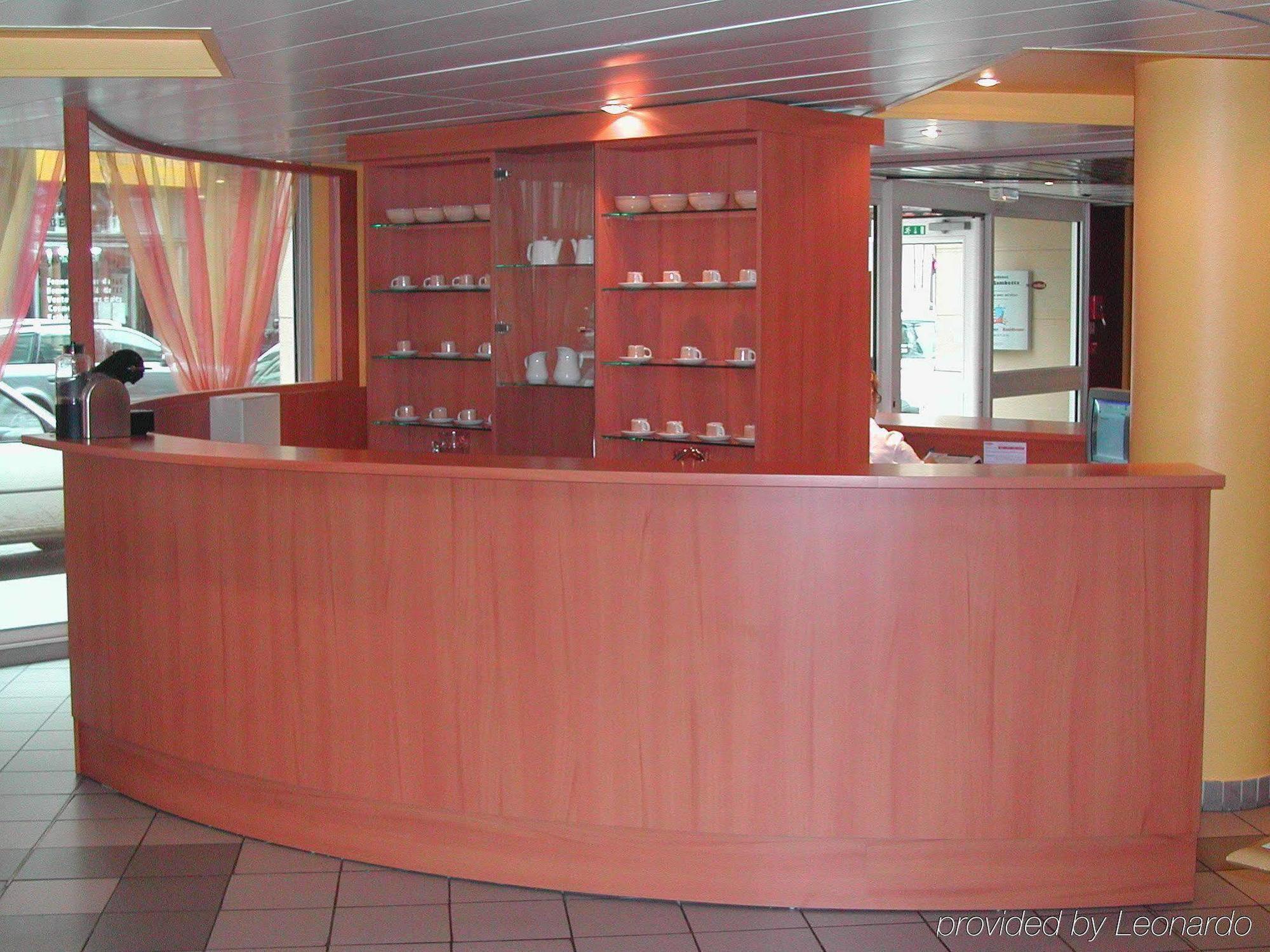 Sejours & Affaires Lyon Saxe-Gambetta Aparthotel Restoran gambar